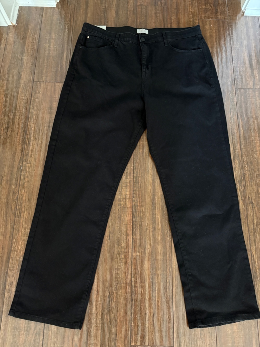 Classic Curve Appeal Women’s Black Straight Leg Jeans Stretchy Waist New